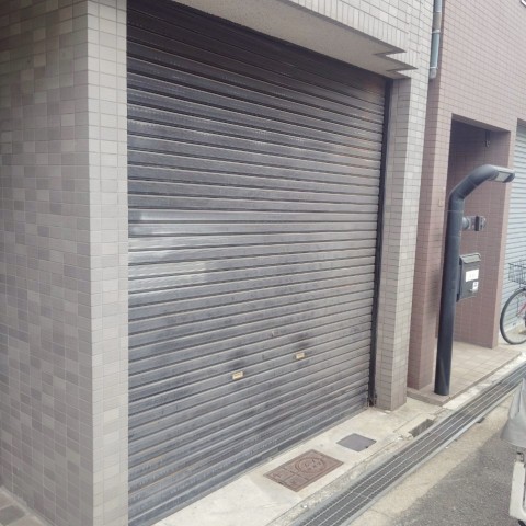 大阪市住吉区　Ｎ様邸　シャッター交換工事をしました。サムネイル